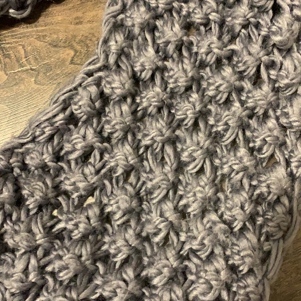 Knitted scarf